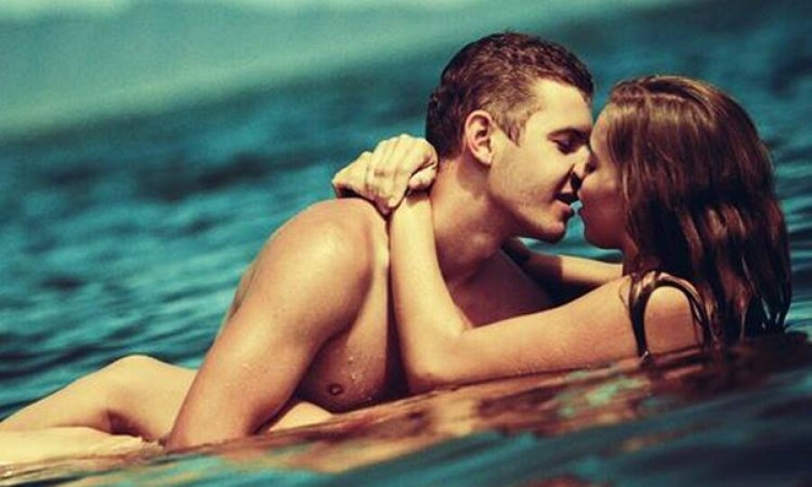 Fucking in the Ocean 2025: The Stupidest Way to Ruin Your Dick and Vag