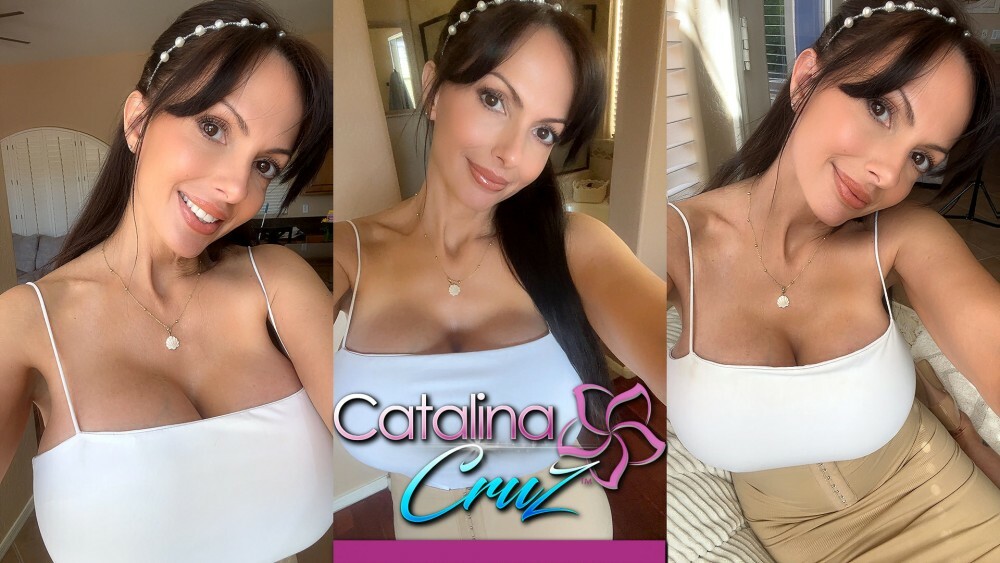 Catalina Cruz - Slender Seduction