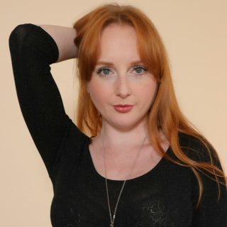 Daphne Red - Pornstar Profile on VrPornTop