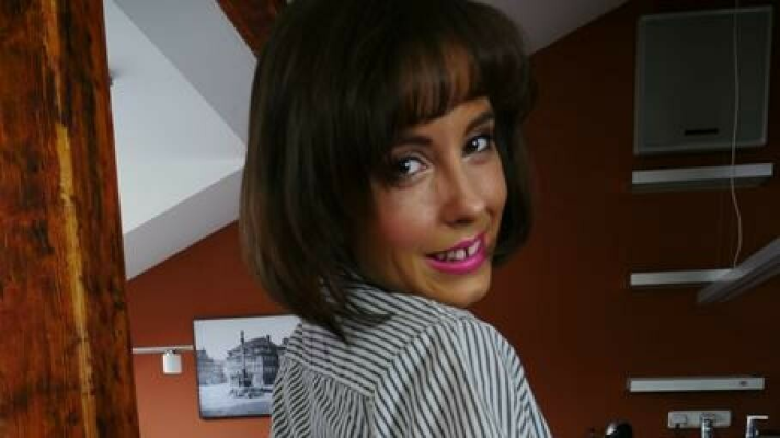 Busty Annabelle Doll Solo Secretary Seduction - Image 5