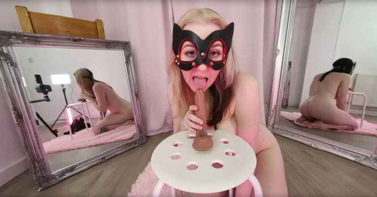 Em Yang's Sensual Dildo Play with Mirrors - Image 5