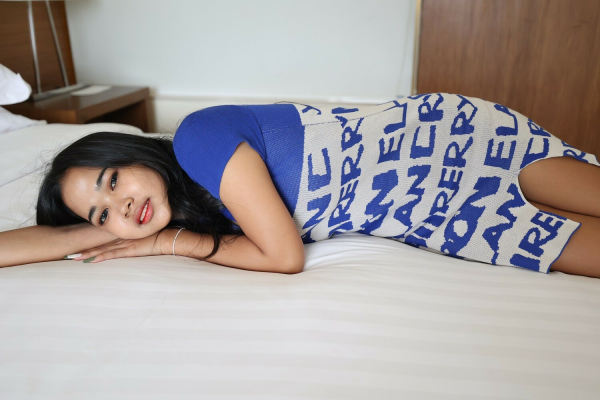 Fern's Steamy First Date Thai Adventure - Image 1