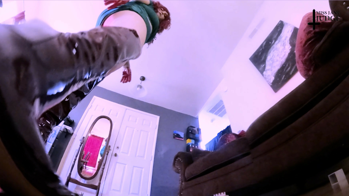 Giantess Poison Ivy Rampage with Jane Judge - Image 9