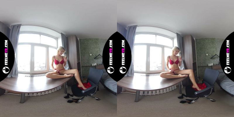 Tiffany Supermodel Nude Photo Session Backstage VR180 - Image 3