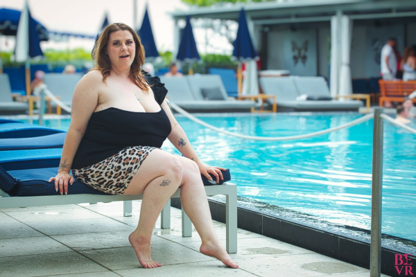 Laci Foxx Sizzles in Hot Solo Erotic Scene - Image 8