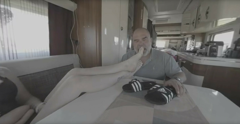 Sabdeluxe - Caravan Date - Image 1