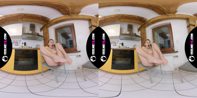 VR180 Lina Masturbates While Watching Porn - Image 9